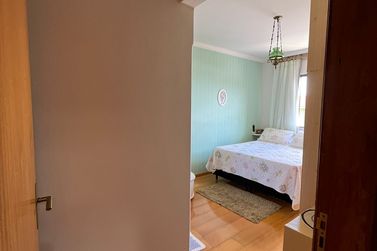 Sobrado &agrave; venda - 200m&sup2; - Zona II