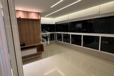 Apartamento &agrave; venda - 300m&sup2; - Zona III
