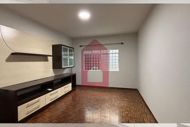 Casa &agrave; venda - 200m&sup2; - Jardim Aratimb&oacute;