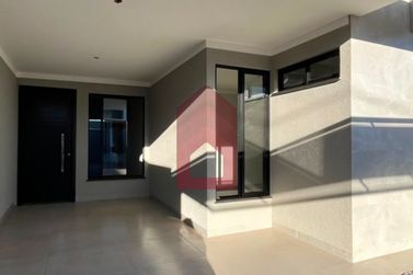 Casa &agrave; venda - 85m&sup2; - Portugu&ecirc;s