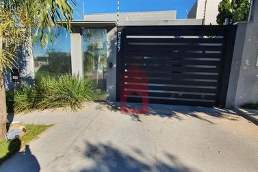 Casa &agrave; venda - 145m&sup2; - Jardim Yoshi