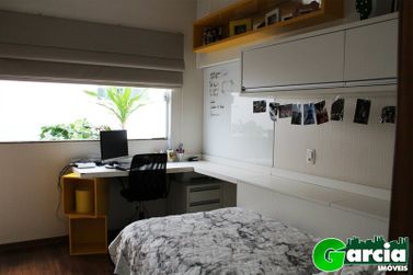 Sobrado &agrave; venda - 300m&sup2; - Jardim Veleiros