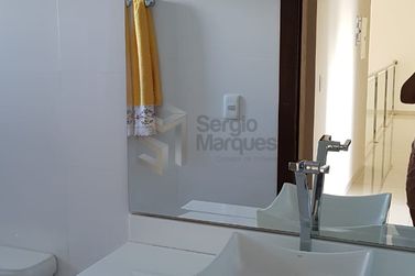 Casa &agrave; venda - 275m&sup2; - Condom&iacute;nio Royal Garden