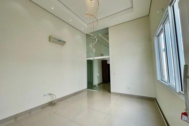 Casa &agrave; venda - 180m&sup2; - JARDIM ALPHAVILE