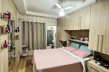 Casa &agrave; venda - 224m&sup2; - Jardim Birig&uuml;i
