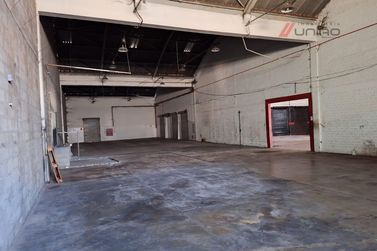 Sal&atilde;o Comercial para alugar - Zona 1