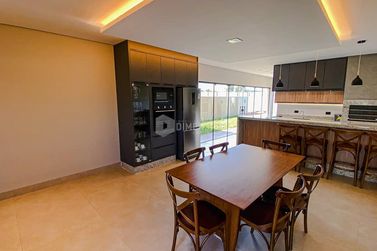 Casa &agrave; venda - 173m&sup2; - Condom&iacute;nio Porto Cobrimco I