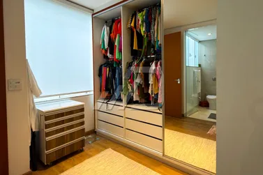 Sobrado &agrave; venda - 229m&sup2; - Jardim Veleiros