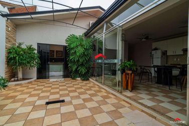 Casa &agrave; venda - 191m&sup2; - Zona II