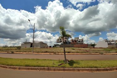 Terreno &agrave; venda - 360m&sup2; - JARDIM TOCANTINS
