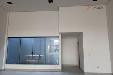 Sal&atilde;o Comercial para alugar - 180m&sup2; - Jardim Aratimbo