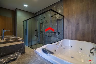 Sobrado &agrave; venda - 332m&sup2; - Parque Residencial Interlagos