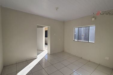 Casa para alugar - 120m&sup2; - Zona I