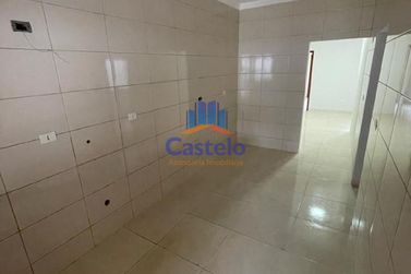 Casa &agrave; venda - 70m&sup2; - Jardim San Martim