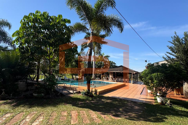 Ch&aacute;cara &agrave; venda - &Aacute;rea Rural