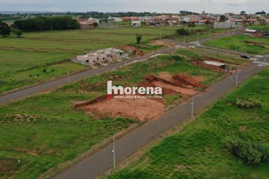 Terreno &agrave; venda - 147m&sup2; - Jardim Italia III