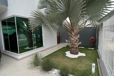 Casa &agrave; venda - 360m&sup2; - Jardim Tamoio