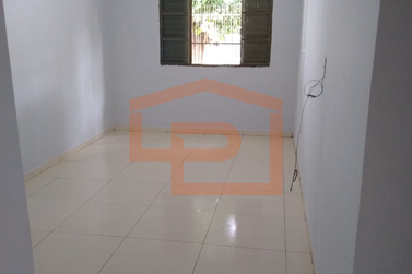 Casa &agrave; venda - 90m&sup2; - Zona VI