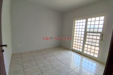 Casa para alugar - ZONA VI