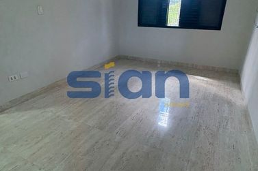 Casa para alugar - 360m&sup2; - Jardim Tamoio