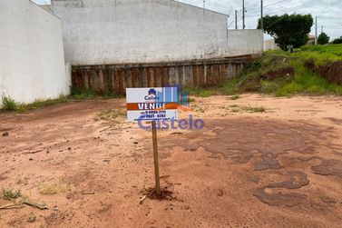 Terreno &agrave; venda - 468m&sup2; - Jardim Villa Rica