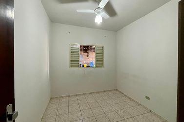 Casa &agrave; venda - 130m&sup2; - JARDIM PETROPOLIS