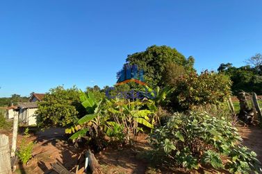 Ch&aacute;cara &agrave; venda - 4m&sup2; - Serra dos Dourados