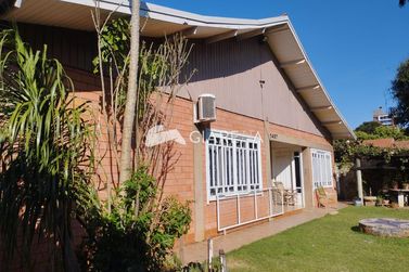 Casa &agrave; venda - 237m&sup2; - VILA INDUSTRIAL