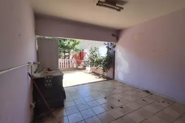 Casa &agrave; venda - Zona VI
