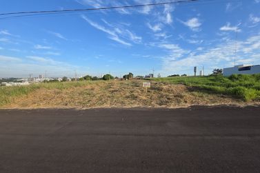 Terreno &agrave; venda - 376m&sup2; - PARQUE FIRENZA