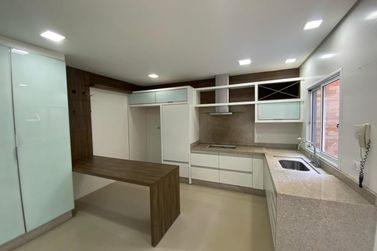 Casa &agrave; venda - 317m&sup2; - Residencial Ecoville