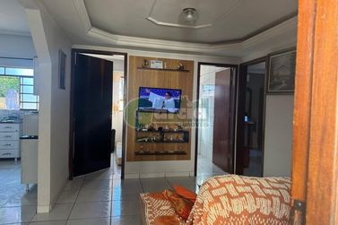 Casa &agrave; venda - 172m&sup2; - Conjunto Patrim&ocirc;nio Umuarama