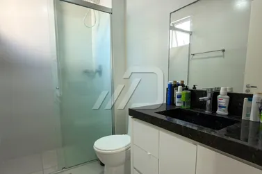 Apartamento &agrave; venda - 120m&sup2; - Meia Praia