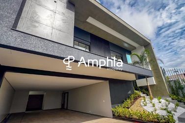 Casa &agrave; venda - 468m&sup2; - Regi&atilde;o do Lago