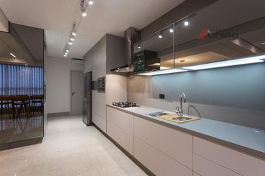 Apartamento &agrave; venda - 185m&sup2; - Zona II