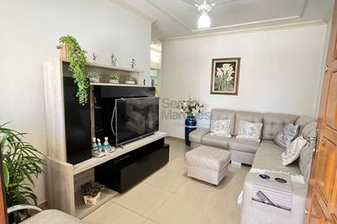 Casa &agrave; venda - 225m&sup2; - Jardim Para&iacute;so