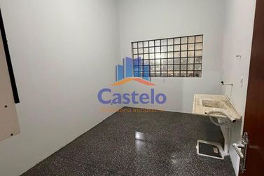 Sal&atilde;o Comercial para alugar - 390m&sup2; - PARQUE DAS LARANJEIRAS