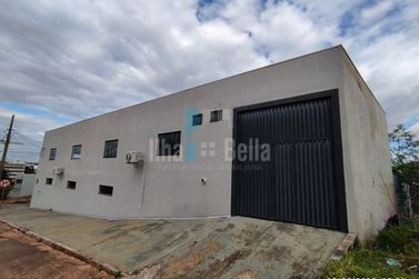 Sal&atilde;o Comercial para alugar - Parque Residencial Monte L&iacute;bano