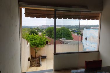 Casa &agrave; venda - 160m&sup2; - JARDIM PARIS