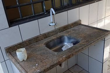 Casa para alugar - 100m&sup2; - JARDIM PARA&Iacute;SO
