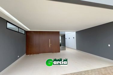 Casa &agrave; venda - 190m&sup2; - Jardins de Versailles