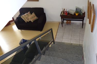 Sobrado &agrave; venda - 247m&sup2; - Zona 2