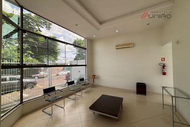 Sal&atilde;o Comercial &agrave; venda - 345m&sup2; - Zona I