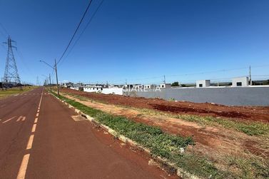 Terreno &agrave; venda - 250m&sup2; - JARDIM PANORAMA