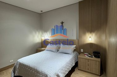 Casa &agrave; venda - 260m&sup2; - ZONA VII