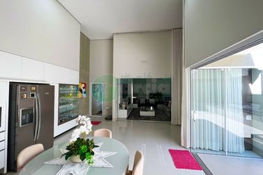 Casa &agrave; venda - Residencial Royal Garden