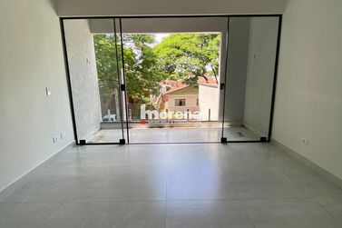Sobrado &agrave; venda - 247m&sup2; - Zona V