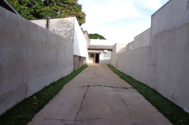 Casa &agrave; venda - 100m&sup2; - Jardim Panorama