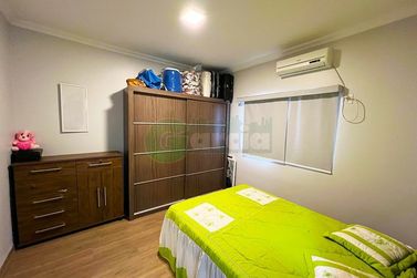 Casa &agrave; venda - 330m&sup2; - .