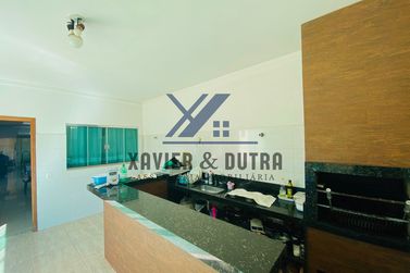 Casa &agrave; venda - 191m&sup2; - Pra&ccedil;a 7 de Setembro, Zona 05